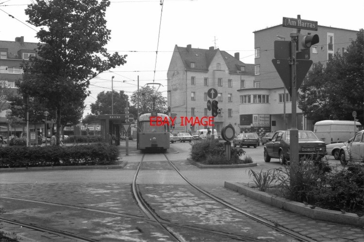 PHOTO  GERMANY TRAM 1982 AM HARRAS TRAM NO 2021 ON ROUTE 16 - Afbeelding 1 van 1